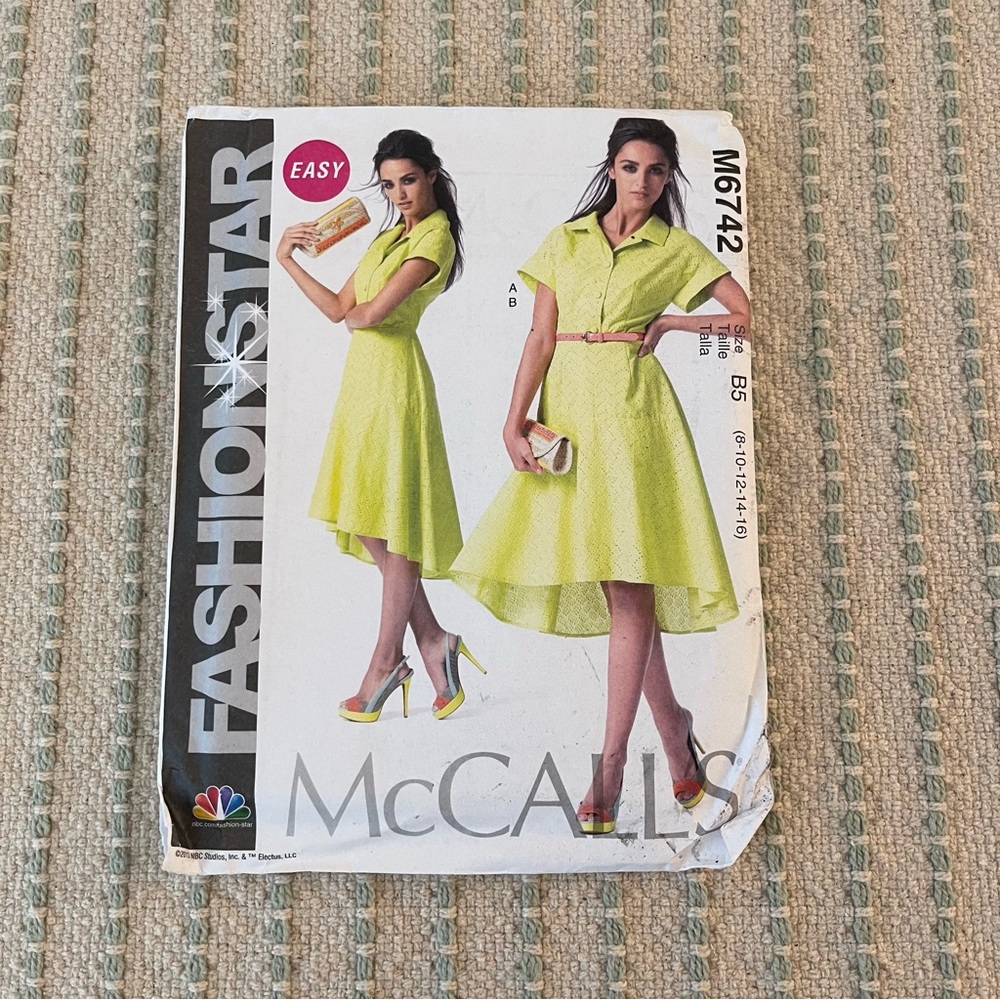 NEW - McCall’s Summer Dress Pattern - NBC Fashion Star - M6742 - Size: 8 -16